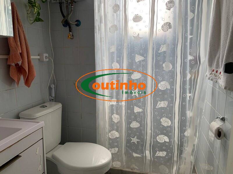 Apartamento à venda com 2 quartos, 64m² - Foto 11