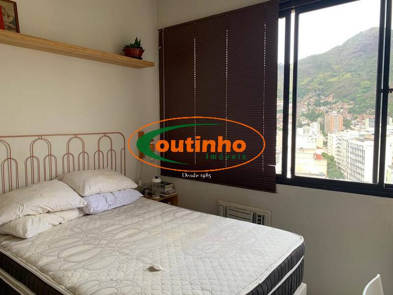 Apartamento à venda com 2 quartos, 64m² - Foto 13