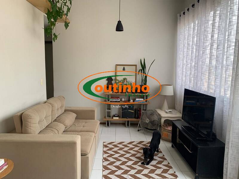 Apartamento à venda com 2 quartos, 64m² - Foto 4