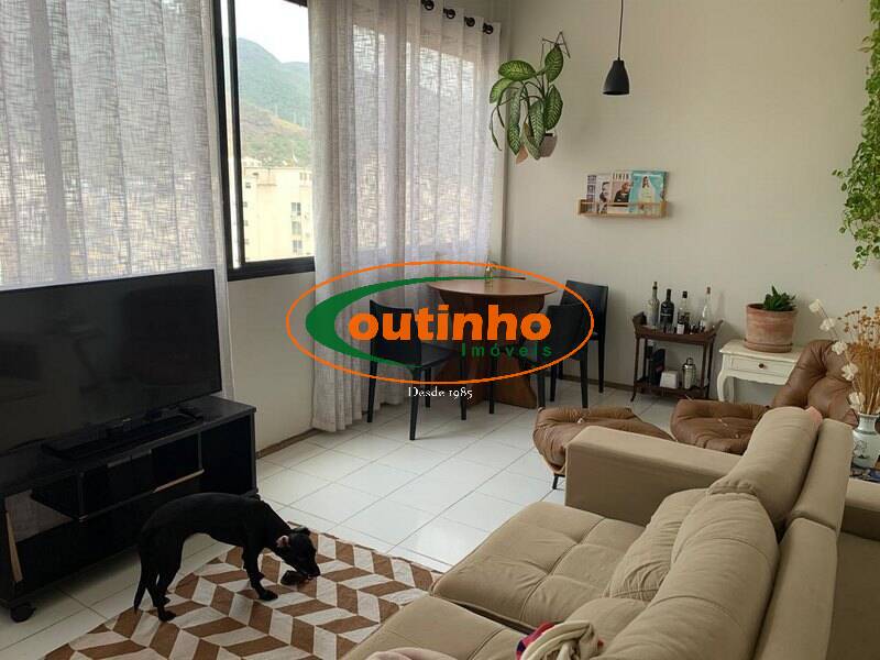 Apartamento à venda com 2 quartos, 64m² - Foto 2