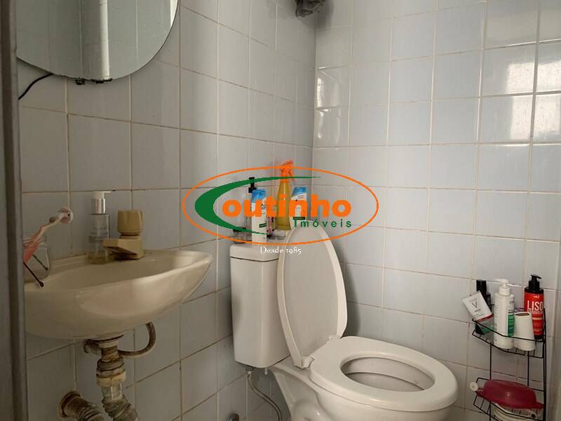 Apartamento à venda com 2 quartos, 64m² - Foto 17