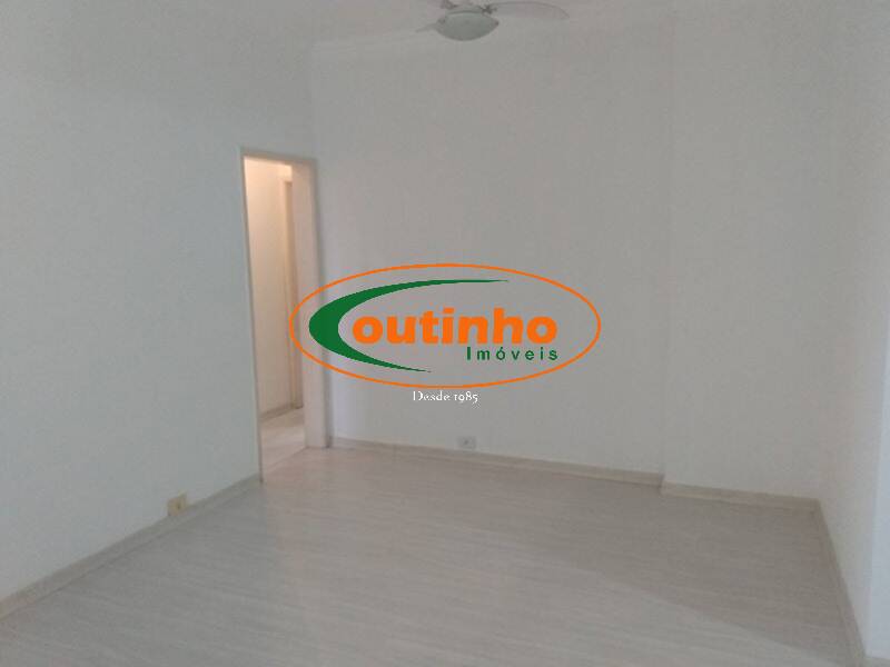 Apartamento à venda com 2 quartos, 74m² - Foto 4