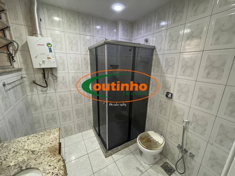 Apartamento à venda com 2 quartos, 64m² - Foto 4