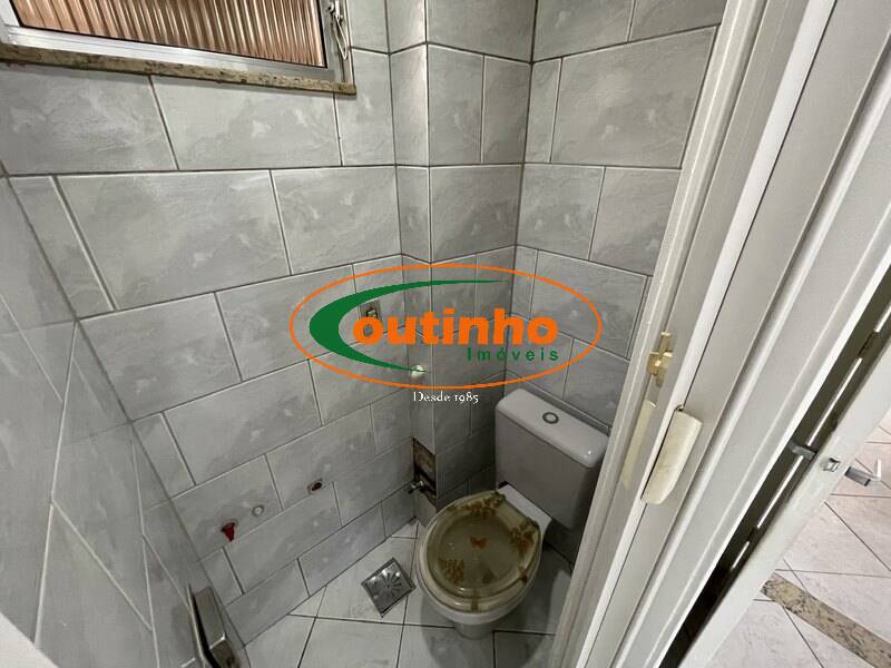 Apartamento à venda com 2 quartos, 64m² - Foto 18