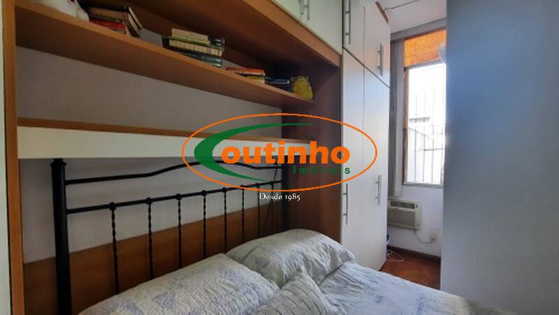 Apartamento à venda com 2 quartos, 65m² - Foto 11