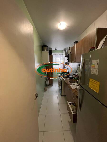 Apartamento à venda com 2 quartos, 60m² - Foto 14