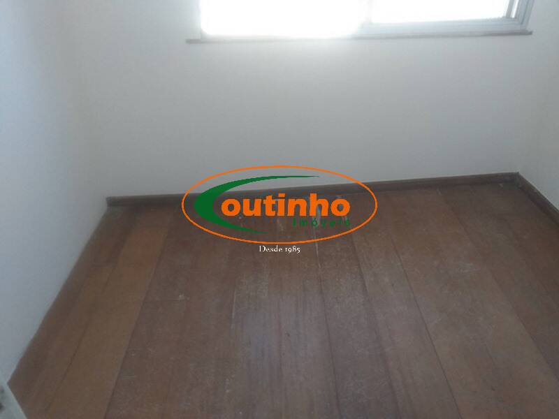 Casa à venda com 3 quartos, 100m² - Foto 12