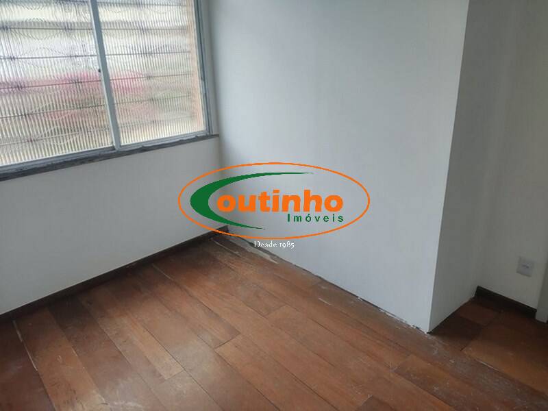 Casa à venda com 3 quartos, 100m² - Foto 25