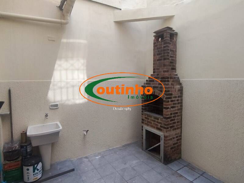 Casa à venda com 3 quartos, 100m² - Foto 30