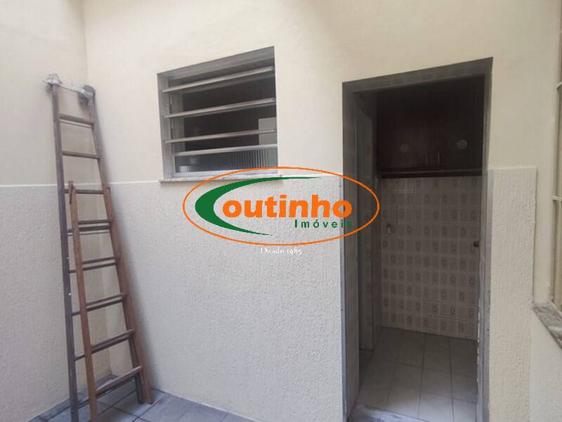 Casa à venda com 3 quartos, 100m² - Foto 28