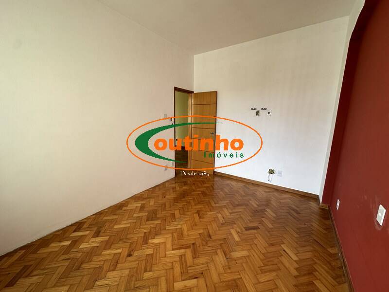 Apartamento à venda com 3 quartos, 80m² - Foto 8