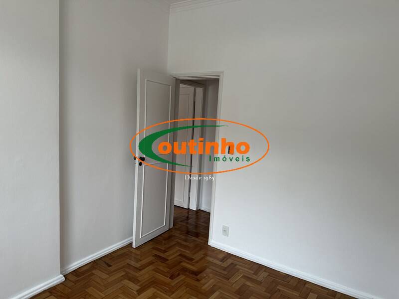 Apartamento à venda com 2 quartos, 66m² - Foto 6