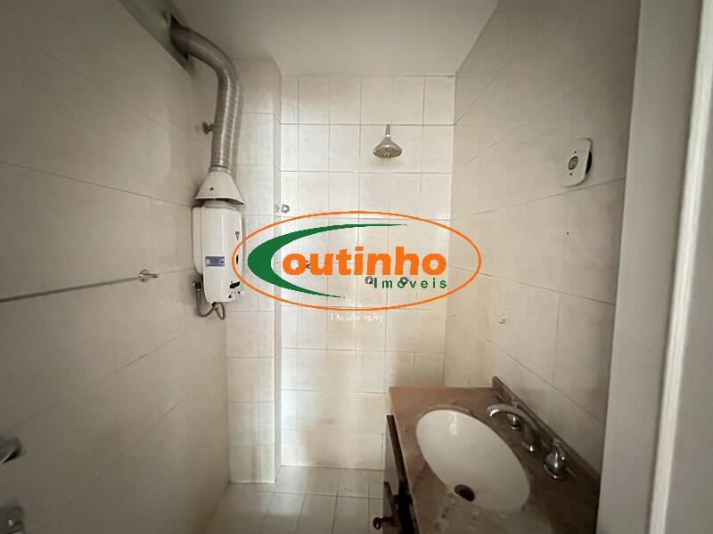 Apartamento à venda com 2 quartos, 66m² - Foto 11