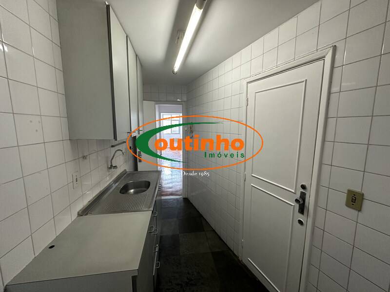 Apartamento à venda com 2 quartos, 66m² - Foto 20