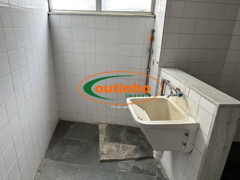 Apartamento à venda com 2 quartos, 66m² - Foto 18