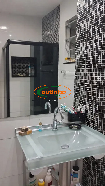 Apartamento à venda com 2 quartos, 64m² - Foto 15