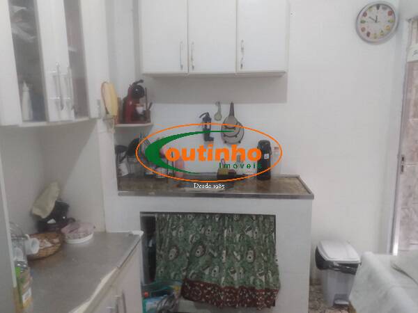 Apartamento à venda com 2 quartos, 64m² - Foto 23