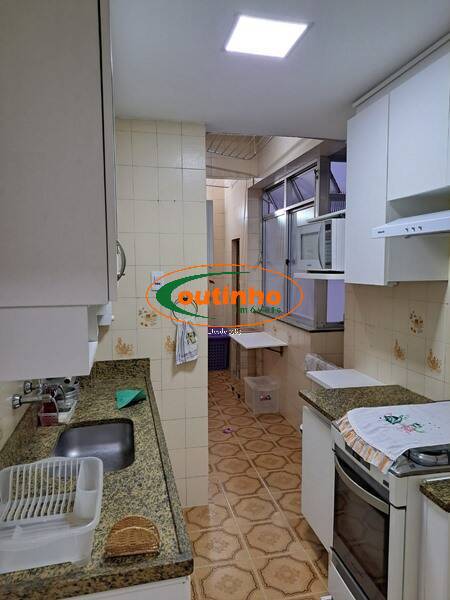 Apartamento à venda com 2 quartos, 65m² - Foto 12