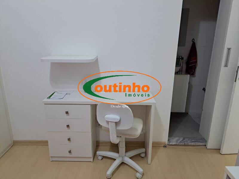 Apartamento à venda com 2 quartos, 65m² - Foto 13