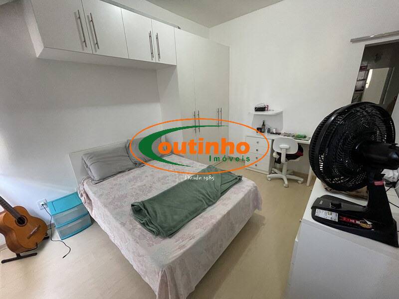 Apartamento à venda com 2 quartos, 65m² - Foto 9