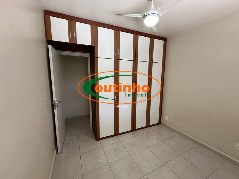 Apartamento à venda com 3 quartos, 102m² - Foto 9