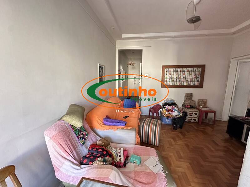 Apartamento à venda com 3 quartos, 83m² - Foto 4