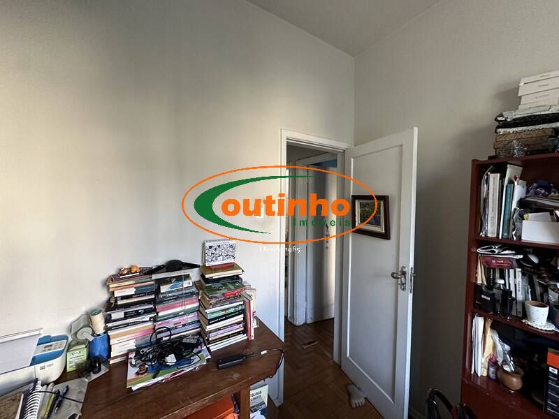 Apartamento à venda com 3 quartos, 83m² - Foto 11