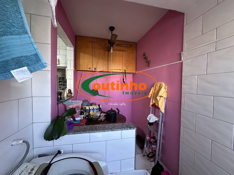 Apartamento à venda com 3 quartos, 83m² - Foto 19