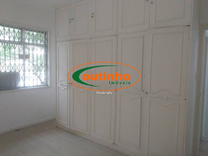 Apartamento à venda com 3 quartos, 150m² - Foto 19