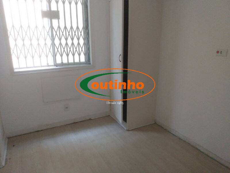 Apartamento à venda com 3 quartos, 150m² - Foto 14