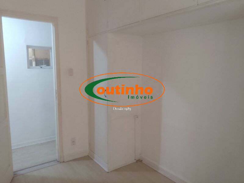 Apartamento à venda com 3 quartos, 150m² - Foto 16