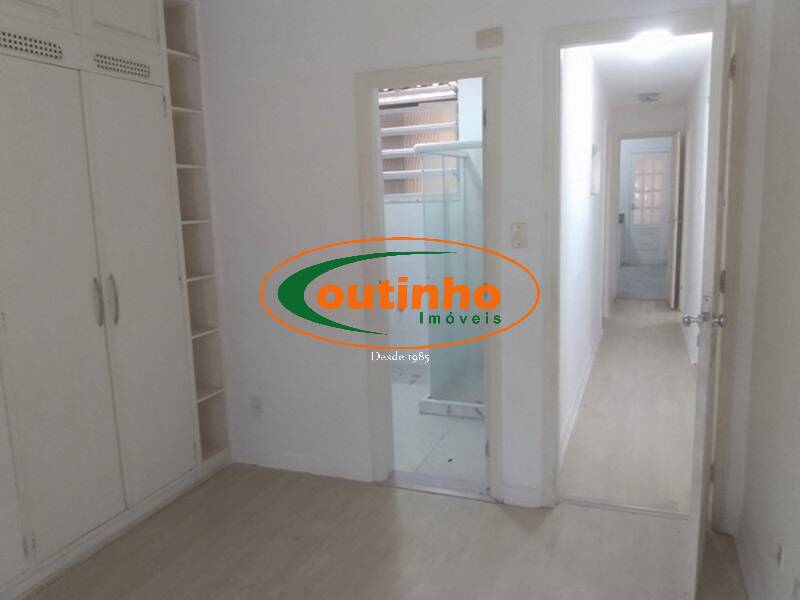 Apartamento à venda com 3 quartos, 150m² - Foto 26