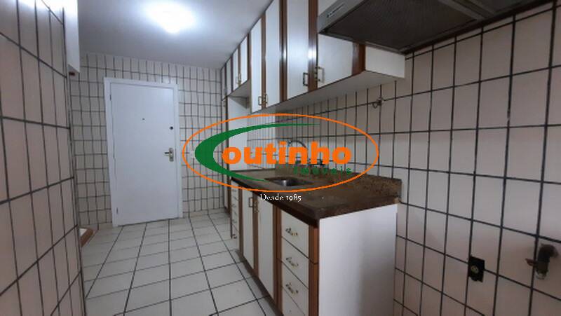 Apartamento à venda com 3 quartos, 117m² - Foto 23