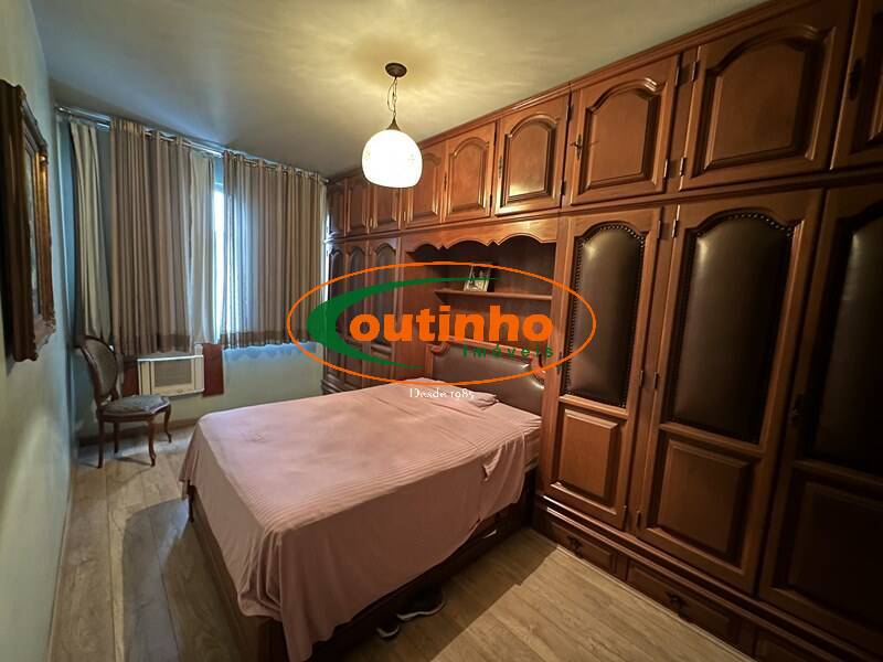 Apartamento à venda com 4 quartos, 140m² - Foto 13