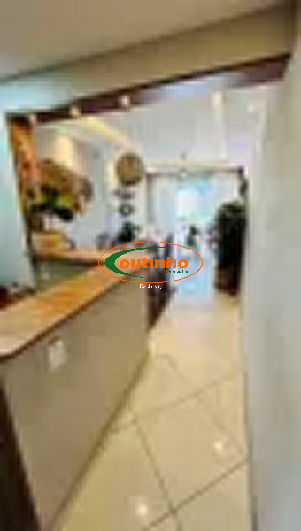 Apartamento à venda com 2 quartos, 77m² - Foto 9