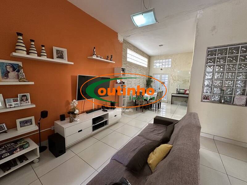 Casa à venda com 4 quartos, 150m² - Foto 4