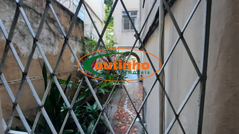 Apartamento à venda com 2 quartos, 95m² - Foto 5