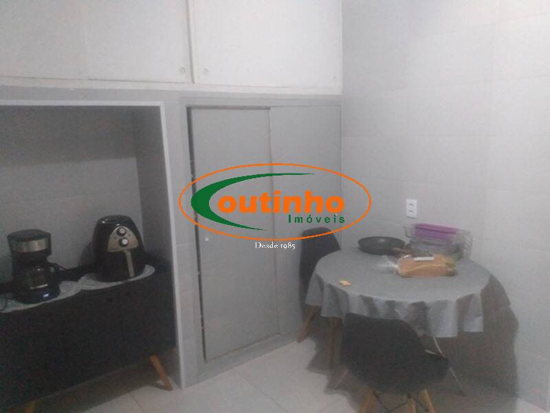 Apartamento à venda com 2 quartos, 78m² - Foto 26