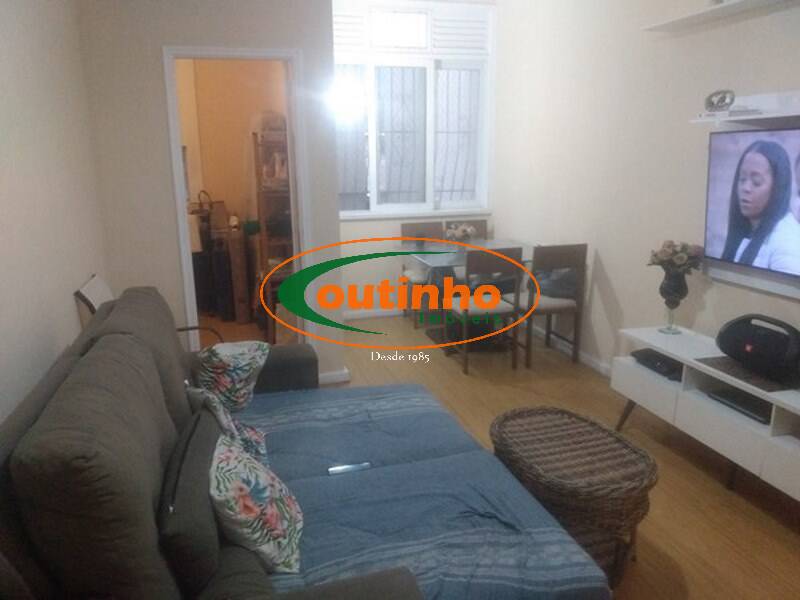 Apartamento à venda com 2 quartos, 78m² - Foto 4