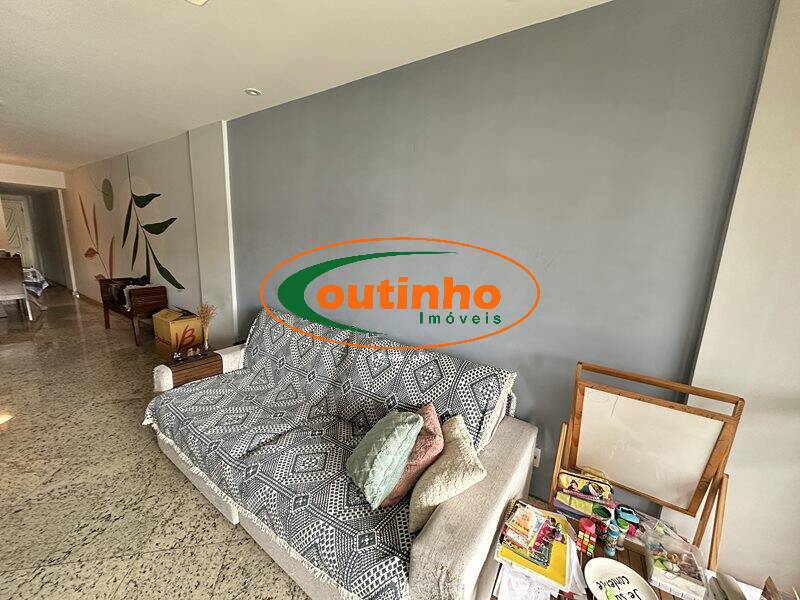 Apartamento à venda com 2 quartos, 97m² - Foto 4