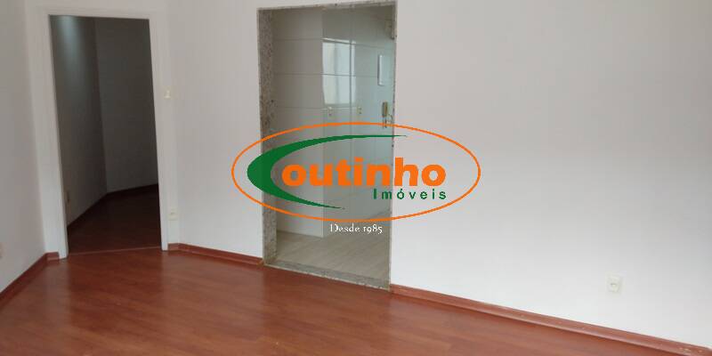 Apartamento à venda com 2 quartos, 68m² - Foto 4