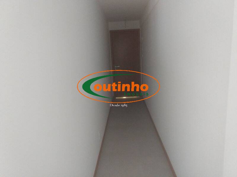 Apartamento à venda com 2 quartos, 82m² - Foto 32