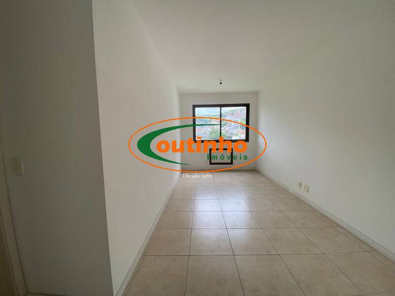 Apartamento à venda com 2 quartos, 75m² - Foto 12