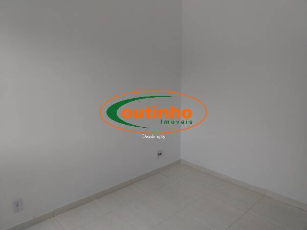 Apartamento à venda com 3 quartos, 92m² - Foto 12