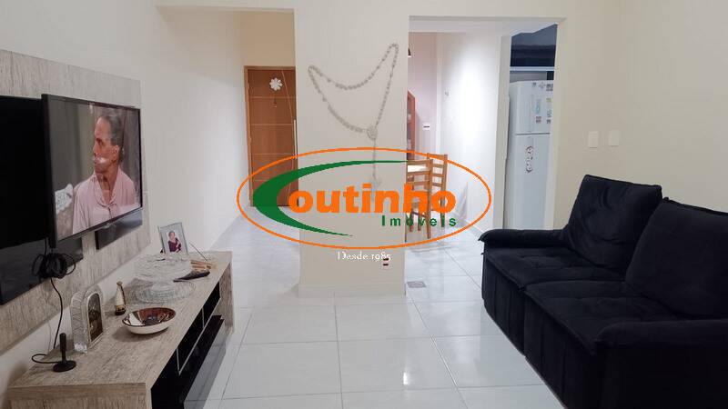 Apartamento à venda com 2 quartos, 70m² - Foto 9