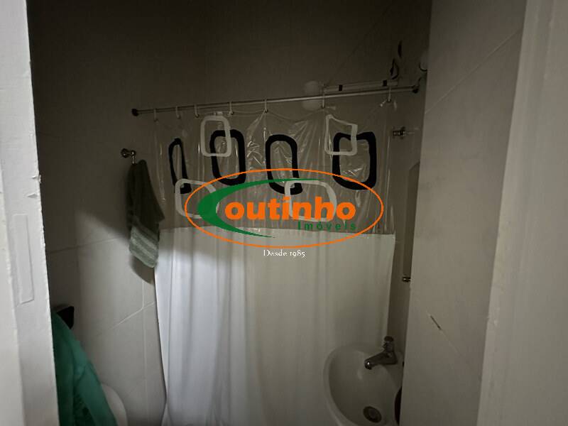 Apartamento à venda com 2 quartos, 70m² - Foto 19