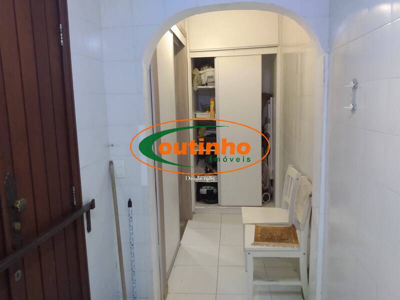 Apartamento à venda com 4 quartos, 260m² - Foto 32