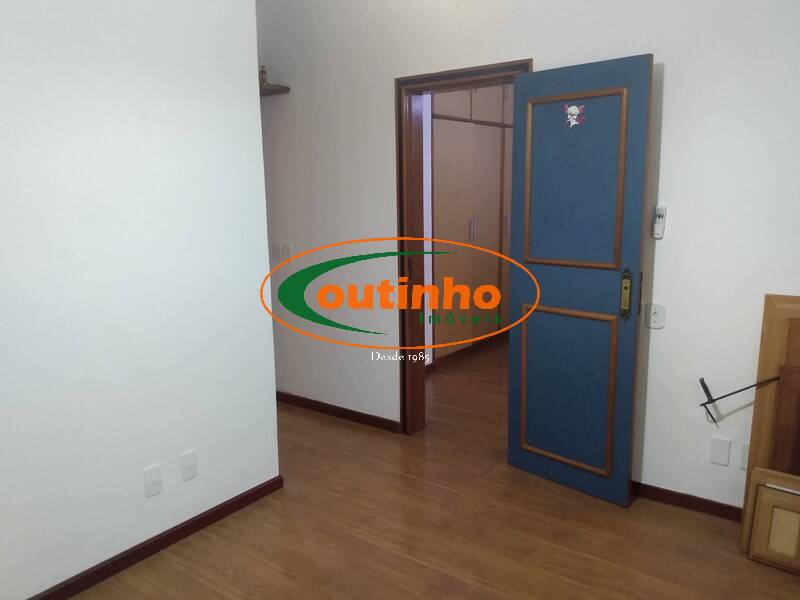 Apartamento à venda com 4 quartos, 260m² - Foto 47