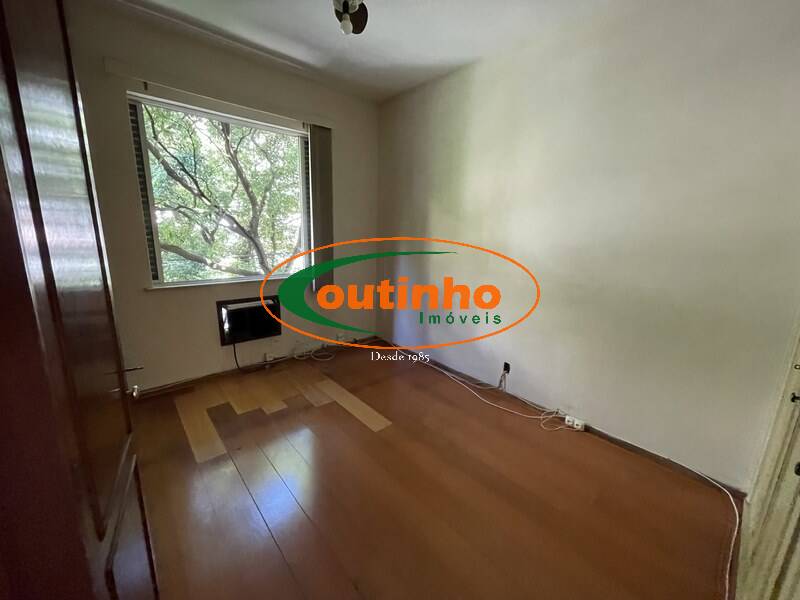 Apartamento à venda com 2 quartos, 75m² - Foto 6