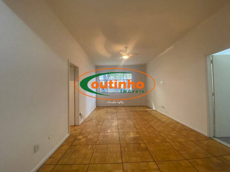 Apartamento à venda com 3 quartos, 103m² - Foto 3